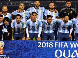 Acosta fue titular en el duelo ante Venezuela por Eliminatorias