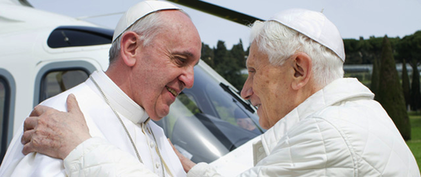 Francisco habló por teléfono con Benedicto XVI