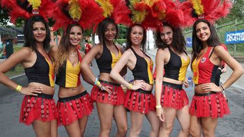 todo el color en las tribunas de argentina - belgica todo el color en las tribunas de argentina - belgica