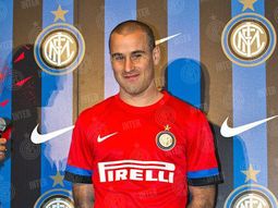 rodrigo palacio fue presentado como jugador del inter rodrigo palacio fue presentado como jugador del inter