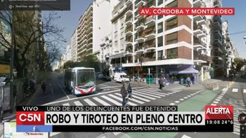 salidera bancaria: motochorros asaltaron a un jubilado y se tirotearon con un policia salidera bancaria: motochorros asaltaron a un jubilado y se tirotearon con un policia