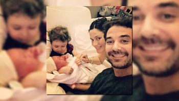 Pedro Alfonso habló de su familia con Paula Chaves y sus dos hijos. Pedro Alfonso habló de su familia con Paula Chaves y sus dos hijos.