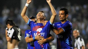 tigre aplasto a libertad y se metio en los octavos de final tigre aplasto a libertad y se metio en los octavos de final