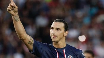 ibrahimovic destrozo a cristiano y le pego a messi ibrahimovic destrozo a cristiano y le pego a messi