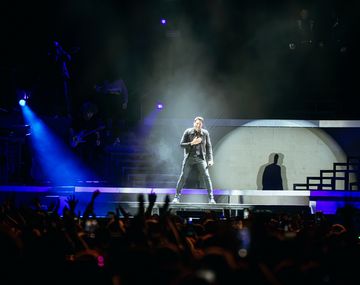 Chayanne cerró su paso por Argentina haciendo vibrar y suspirar al Vélez