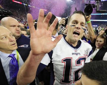 A Brady le robaron la camiseta de los Patriots tras el Súper Bowl