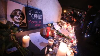 detuvieron a varias personas en paris por el atentado detuvieron a varias personas en paris por el atentado