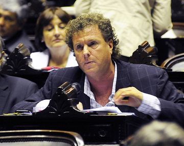 El nuevo miembro de Afsca: la ley atrasa antes de empezar