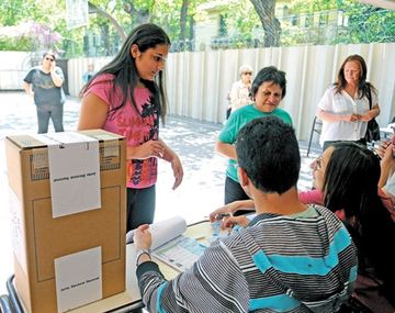 Retoman el escrutinio en Mendoza