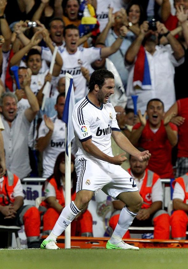 Real Madrid derrotó al Barcelona y se quedó con la Supercopa