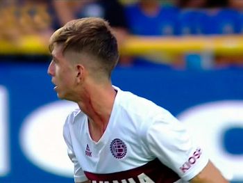 El mensaje del árbitro Lousteau a un jugador de Lanús: Sos pibe, aprovechá de jugar en La Bombonera