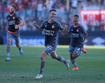 ¡Del más allá! Estudiantes ganó gracias a un gesto de Sampaoli