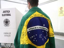 Cerraron los comicios en Brasil: Bolsonaro y Haddad se disputan la presidencia