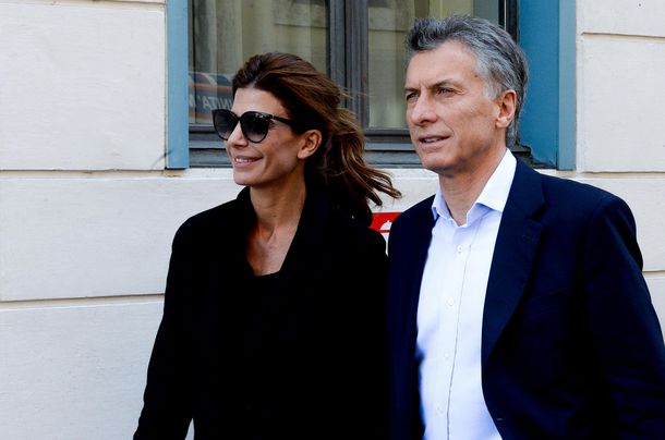 Distendido, Macri se pasea por las calles de Roma antes de reunirse con el Papa
