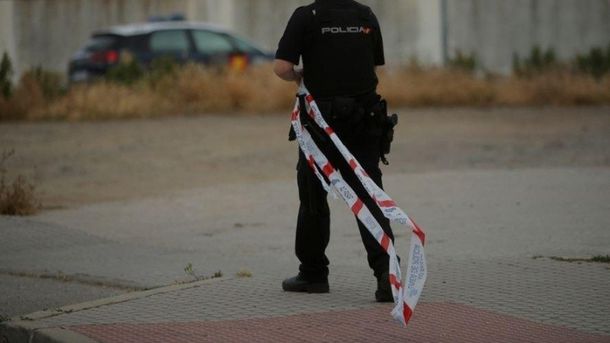 España: una pareja de ocupas entró a una casa y encontró un cadáver momificado