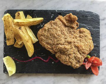 Detectan irregularidades en una reconocida cadena de milanesas