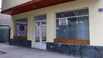 Un local en Junín que cerró recientemente y está en alquiler Un local en Junín que cerró recientemente y está en alquiler