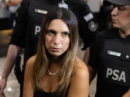 el mensaje de agostina paez repudiando a su padre tras el nuevo video haciendo gestos racistas el mensaje de agostina paez repudiando a su padre tras el nuevo video haciendo gestos racistas