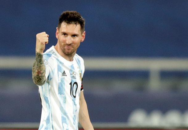 Cherquis Bialo en C5N: Messi llamó a los jugadores de la Premier League y les dijo que la prioridad es la Selección