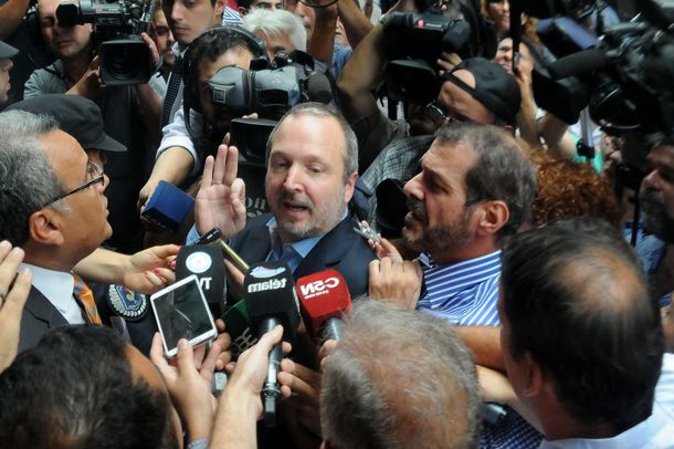 Sabbatella lo logró: ingresó al edificio de la Afsca tras el decreto de Macri