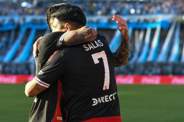 Racing será el rival de River en los octavos de final del Torneo Clausura