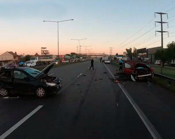 Corte total en Panamericana Ramal Campana por choque múltiple entre cinco autos