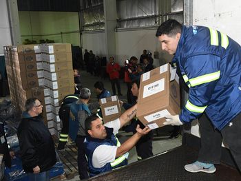 La Justicia presiona al Gobierno para que responda al pedido de apartar a Smartmatic