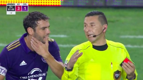 El VAR, en el centro de la polémica: otros errores de la tecnología en el fútbol