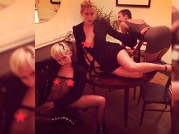 la foto de miley cyrus con hijas de bruce willis la foto de miley cyrus con hijas de bruce willis