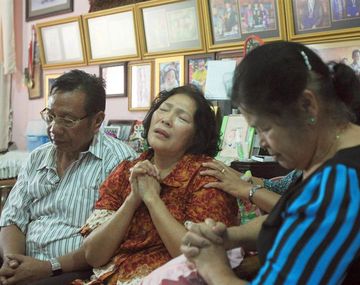 ¿Por qué suenan los teléfonos de los pasajeros desaparecidos del vuelo MH370?