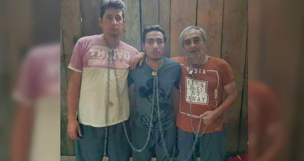 Izquierda a derecha: el fotógrafo Paúl Rivas (45)