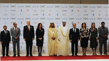 cfk viaja a indonesia en busca de mas inversiones cfk viaja a indonesia en busca de mas inversiones