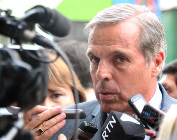 Neuquén: por Facebook Sapag anunció que el 26 de abril  habrá elecciones