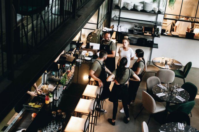 De club de vinos a restaurante: tienen 120 canillas para degustación