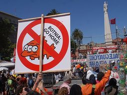 nos estan empujando a la ruta, avisan en gualeguaychu nos estan empujando a la ruta, avisan en gualeguaychu