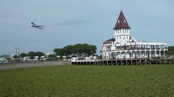 aysa promete resolver la baja presion de agua para esta noche aysa promete resolver la baja presion de agua para esta noche