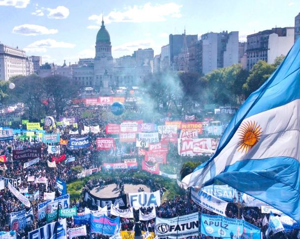 Arancelarán el acceso de estudiantes extranjeros a universidades públicas nacionales