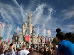 Disney quiere reabrir todos sus parques de Orlando a mediados de julio