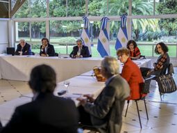 Alberto anunciará hoy que sigue la cuarentena 