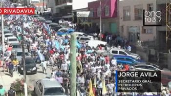 video: multitudinaria marcha de petroleros en defensa de sus puestos de trabajo video: multitudinaria marcha de petroleros en defensa de sus puestos de trabajo