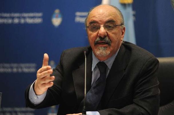 El Gobierno convoca al Consejo del Salario e invita a Hugo Moyano