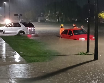 Inundación en Coronel Suárez. Foto de @herrada57.