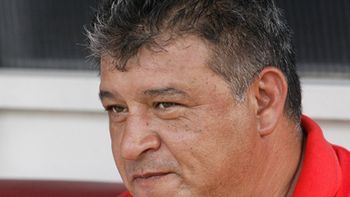 claudio borghi fue suspendido por la fifa hasta el ano que viene claudio borghi fue suspendido por la fifa hasta el ano que viene