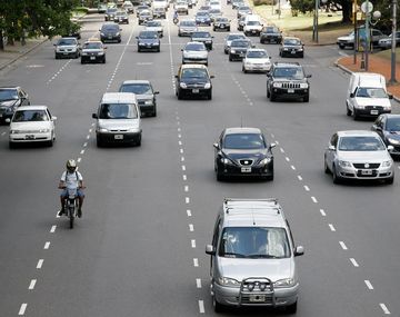 La Ciudad libera el estacionamiento en las avenidas por las Fiestas