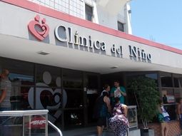 La nena está internada en la Clinica del Niño de Quilmes La nena está internada en la Clinica del Niño de Quilmes