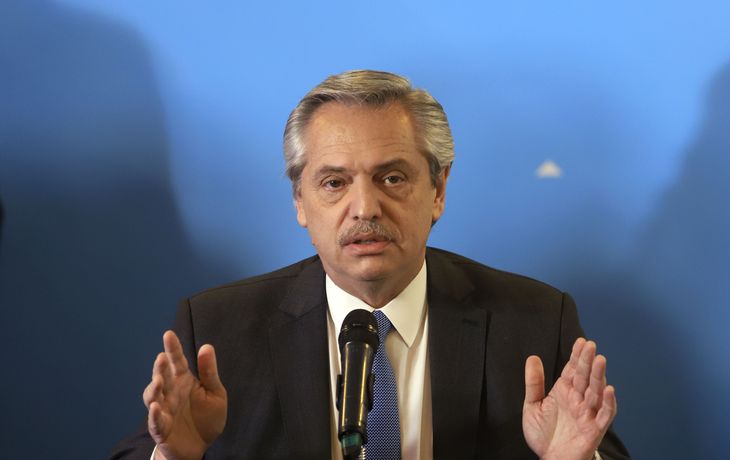 Alberto solicitó a las petroleras un sendero de precios para el aumento de las naftas