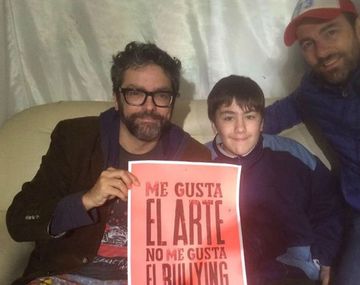 Ordenan a Google y YouTube eliminar videos del fan de Liniers