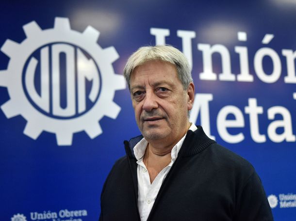 Abel Furlán, titular de la UOM, advirtió sobre la crisis industrial y pidió avanzar hacia un paro general