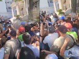 Reprimieron a manifestantes en el Ministerio de Capital Humano