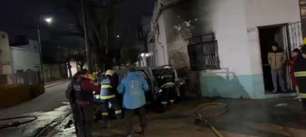 Persecución, choque e incendio en Villa Soldati: tres menores fueron detenidos
